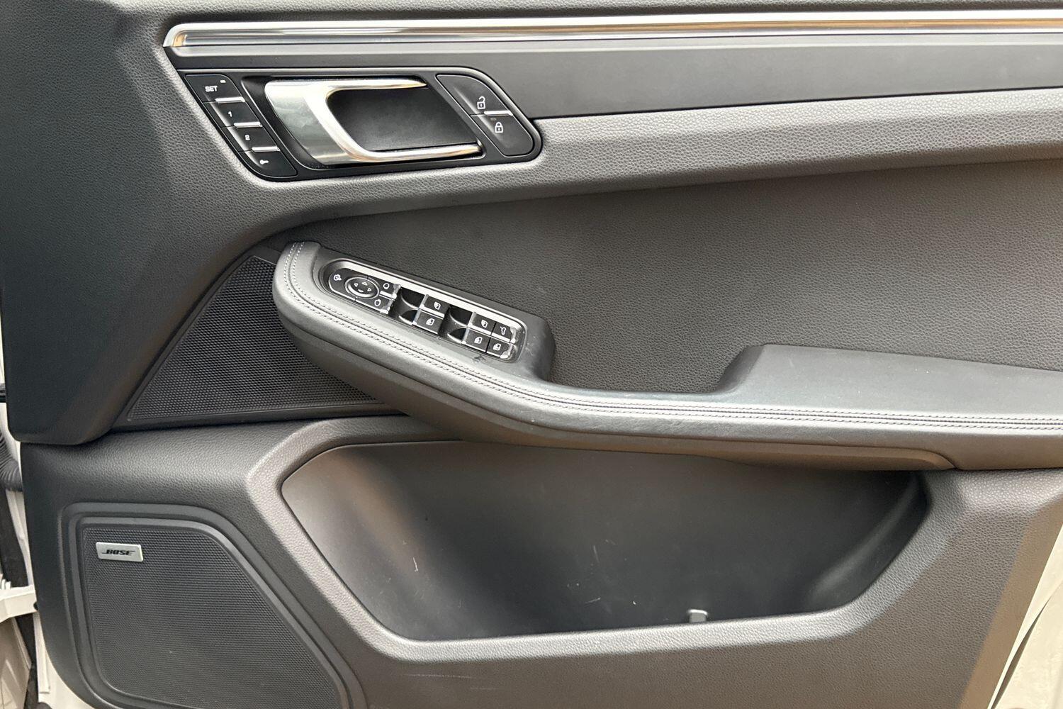 Used Porsche Macan 2022 for sale - 77191192: Photo 41