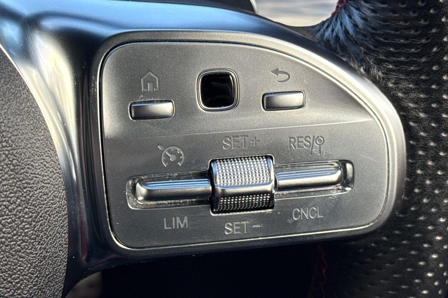 Used Mercedes-Benz CLA 2019 for sale - 77215808: Photo 39