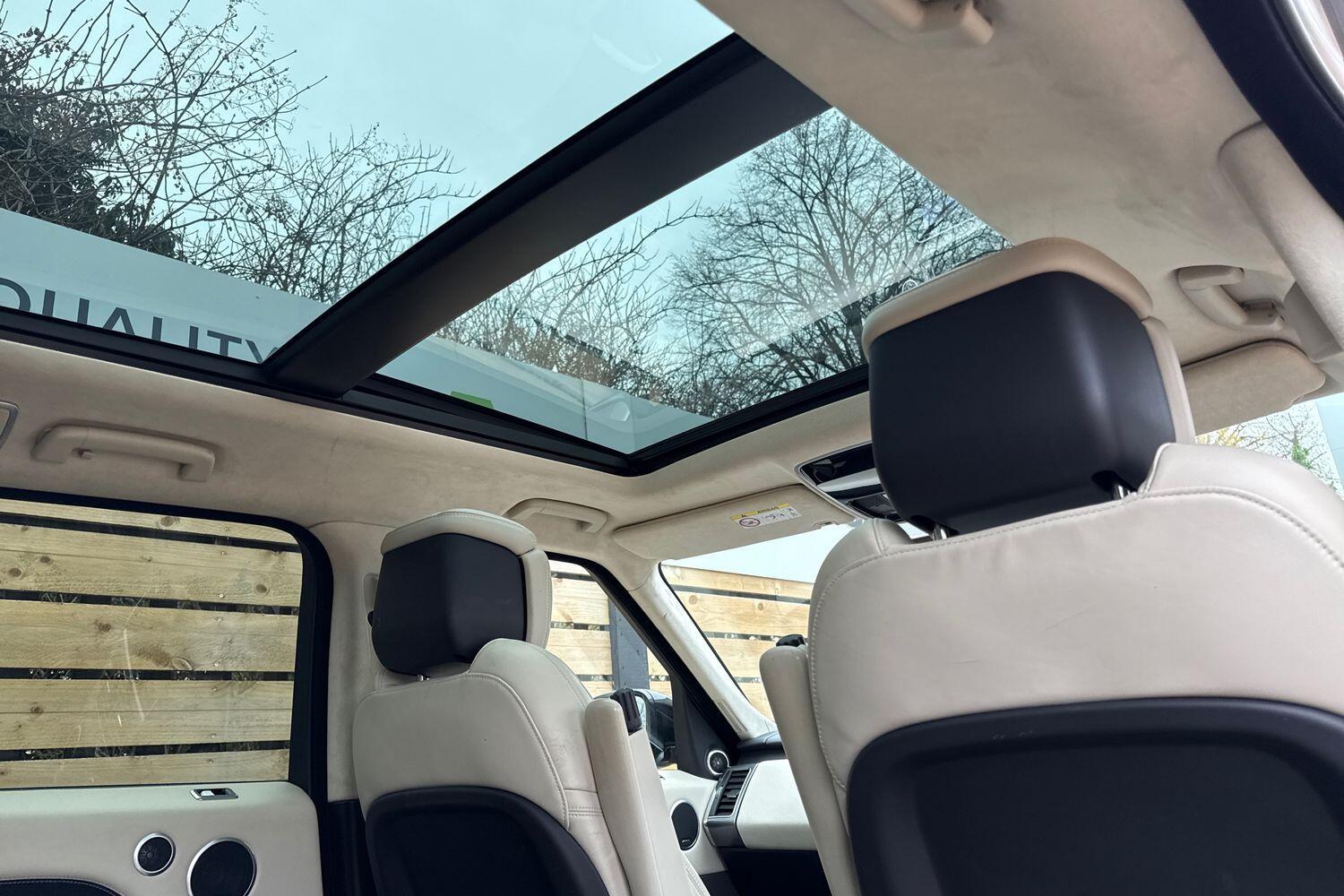 Used Land Rover Range Rover Sport 2019 for sale - 76994960: Photo 25