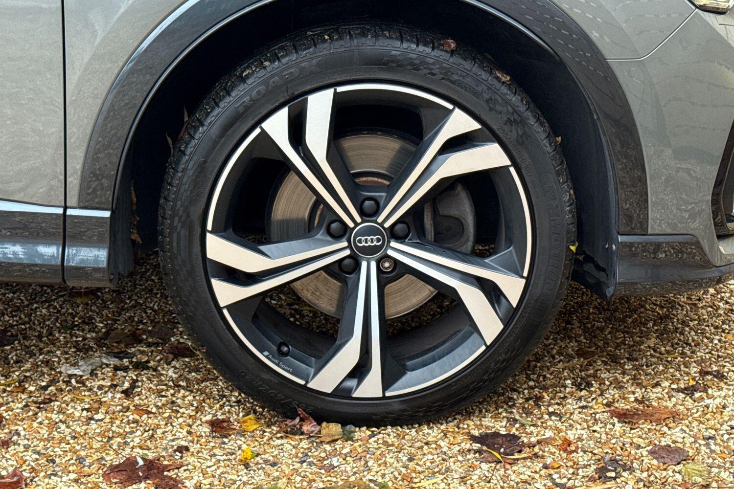 Used Audi Q3 2020 for sale - 76887396: Photo 14