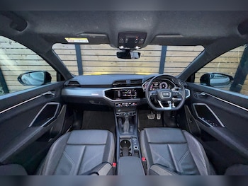 Used Audi Q3 2020 for sale - 76887396: Photo