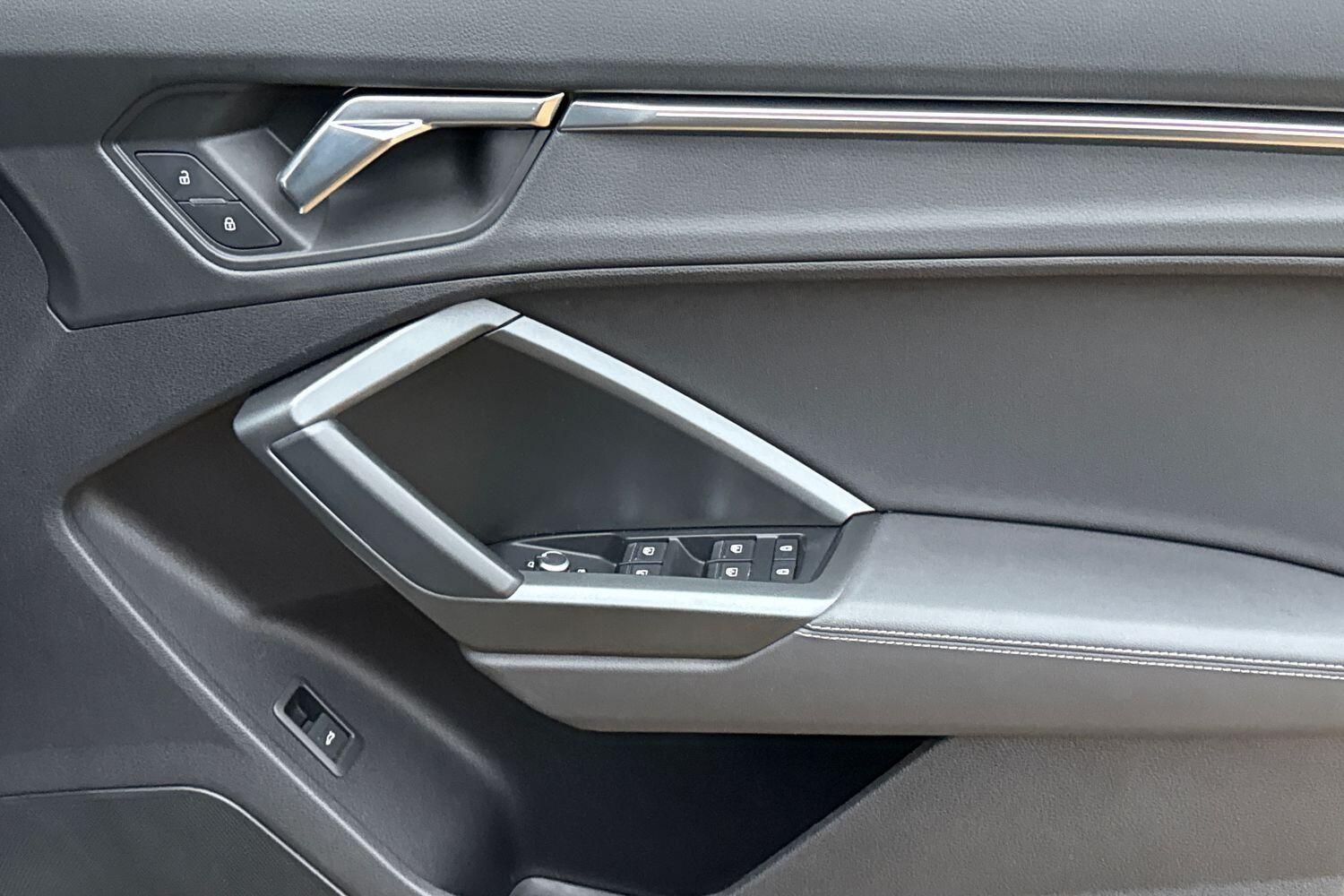 Used Audi Q3 2020 for sale - 76887396: Photo 42