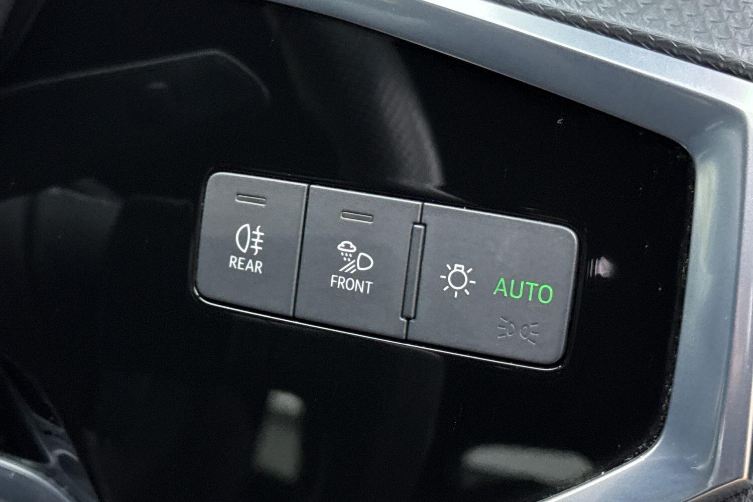 Used Audi Q3 2020 for sale - 76887396: Photo 47