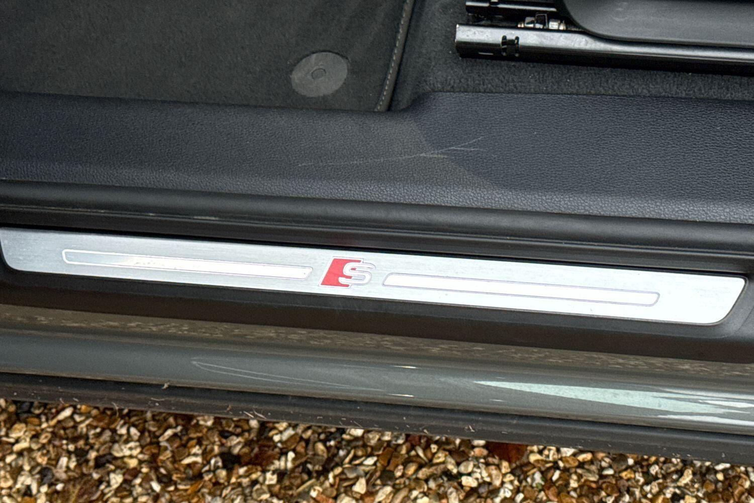 Used Audi Q3 2020 for sale - 76887396: Photo 48