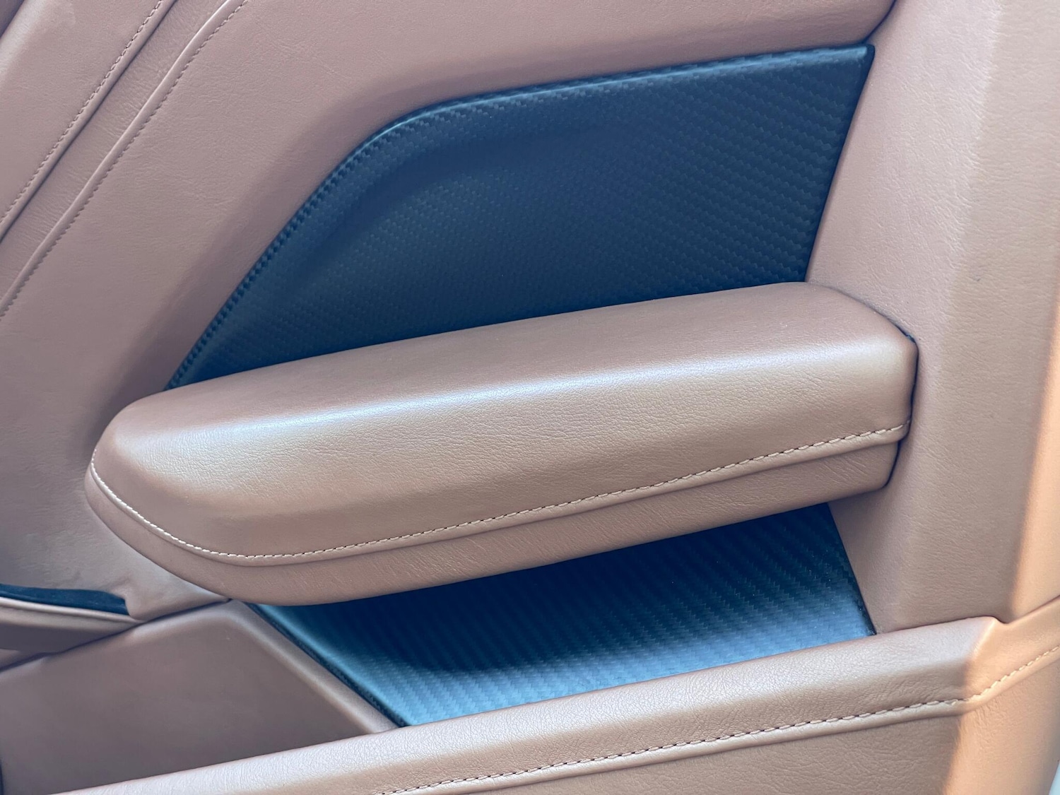 Used Aston Martin Vantage 2020 for sale - 77144544: Photo 15