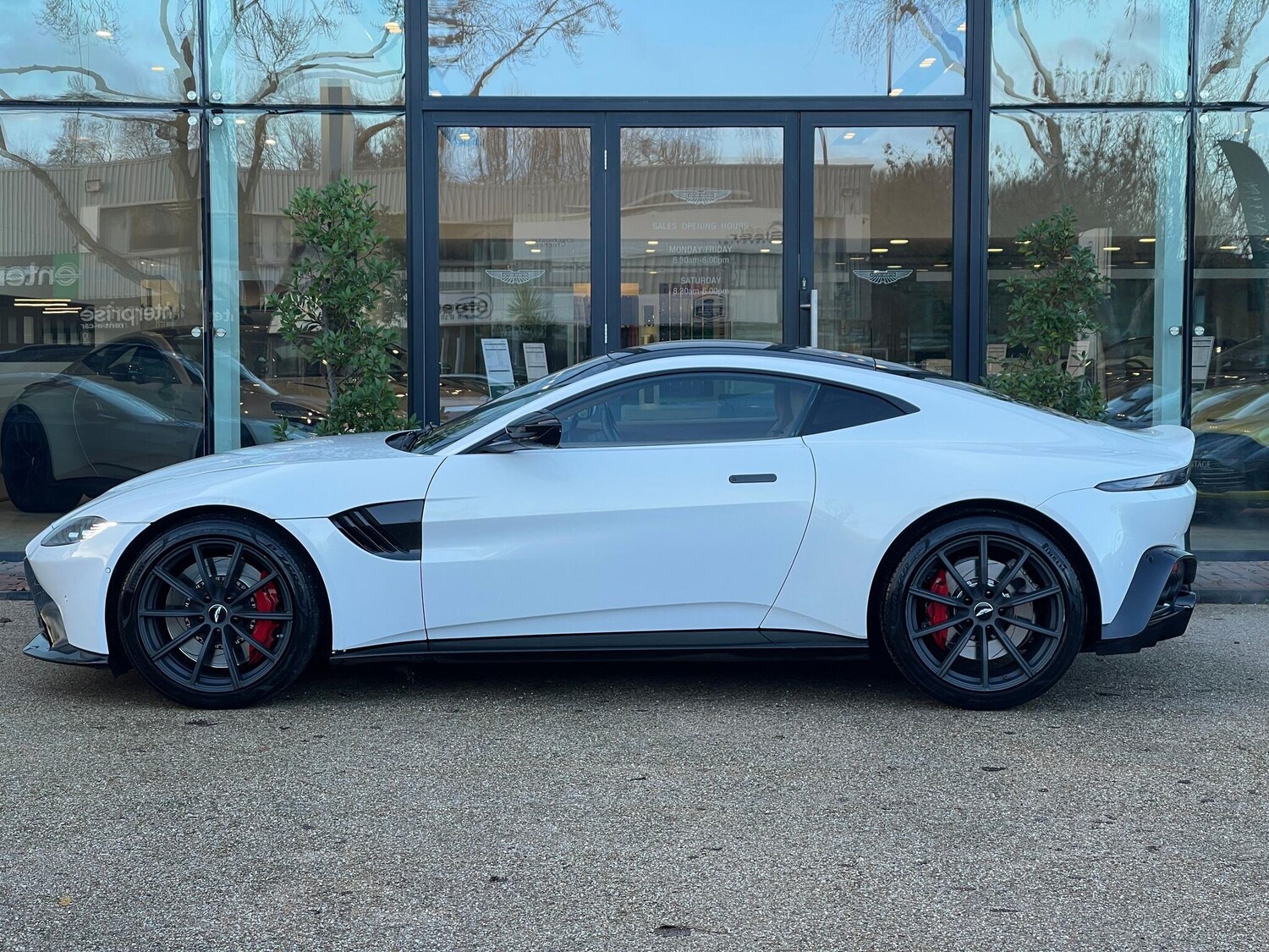 Used Aston Martin Vantage 2020 for sale - 77144544: Photo 26