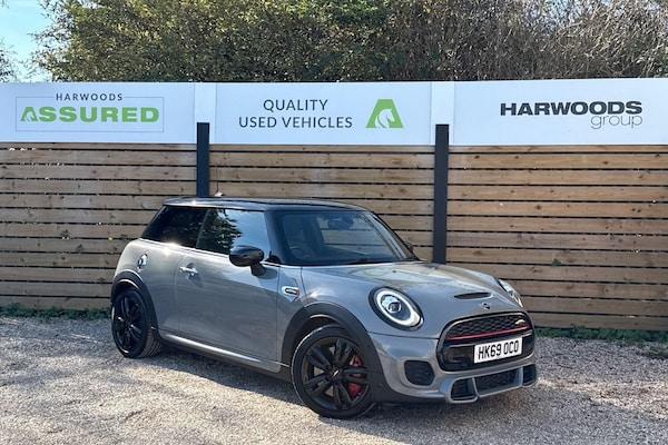 Used MINI Hatch 2019 for sale - 76121884: Photo 1