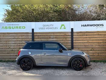 Used MINI Hatch 2019 for sale - 76121884: Photo 2