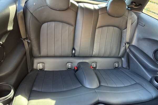 Used MINI Hatch 2019 for sale - 76121884: Photo 32