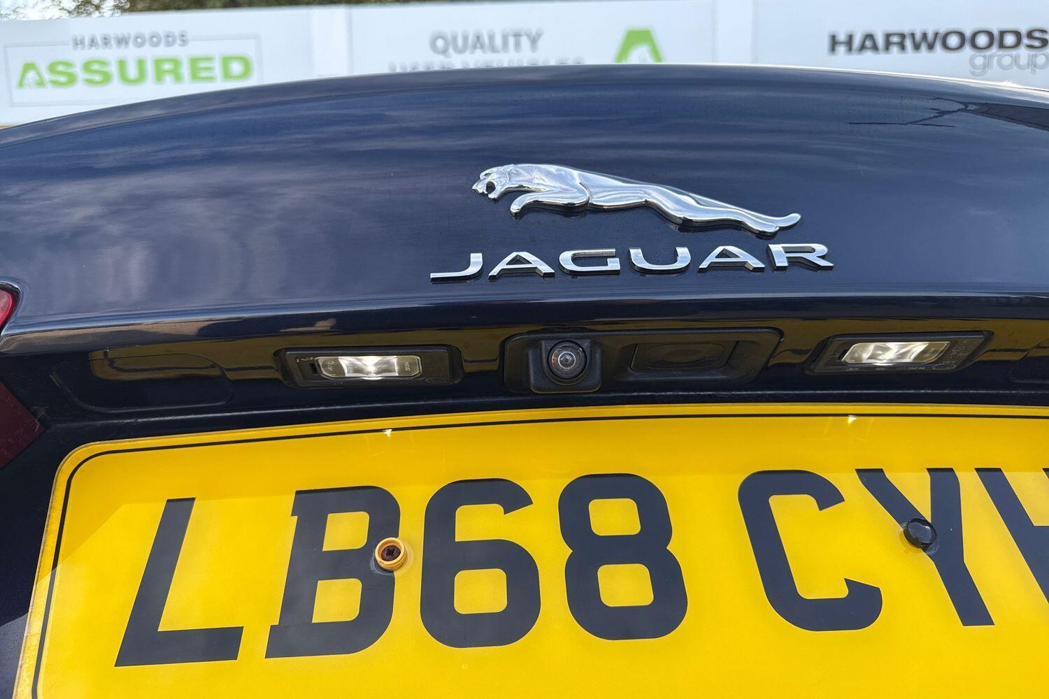 Used Jaguar XE 2019 for sale - 76059685: Photo 23