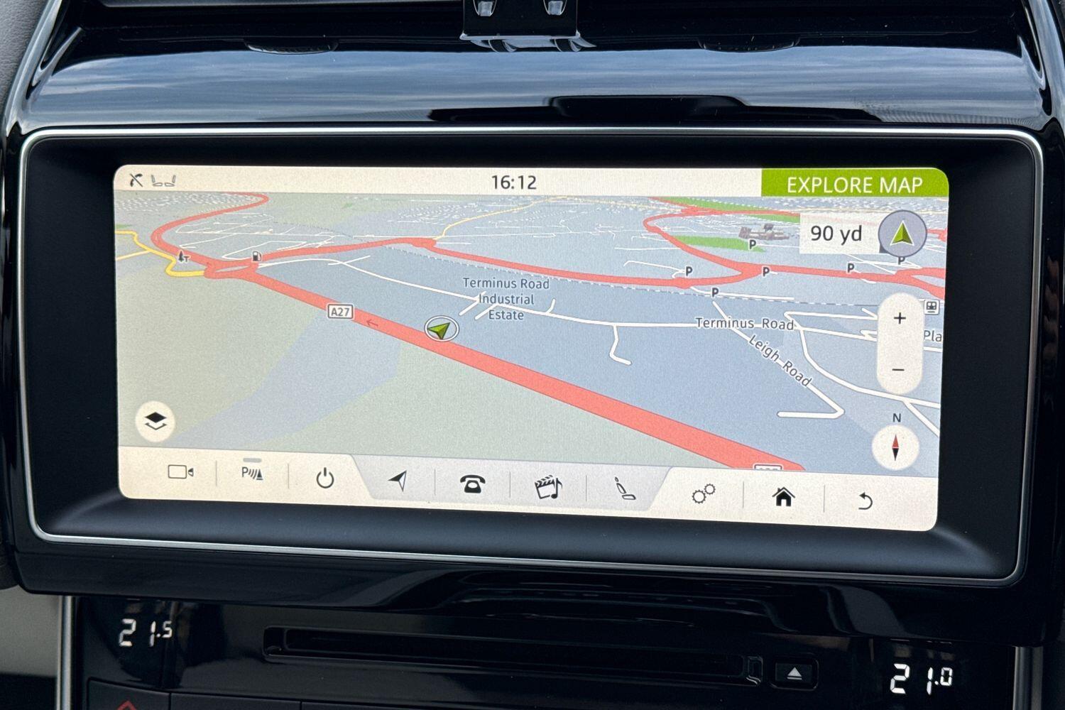 Used Jaguar XE 2019 for sale - 76059685: Photo 5