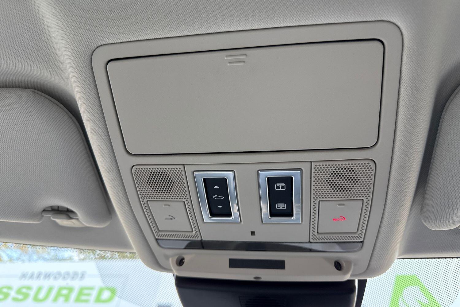 Used Jaguar XE 2019 for sale - 76059685: Photo 58