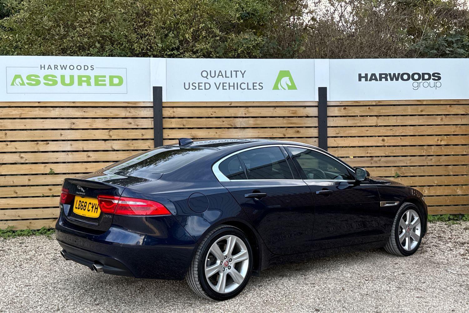 Used Jaguar XE 2019 for sale - 76059685: Photo 8