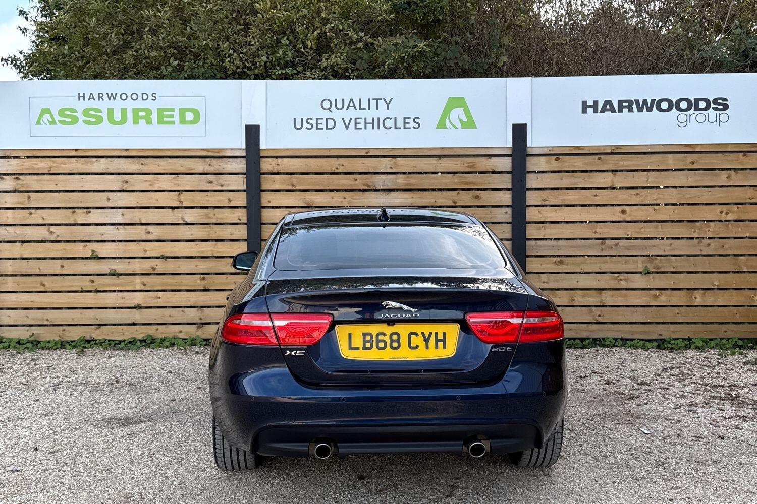 Used Jaguar XE 2019 for sale - 76059685: Photo 9
