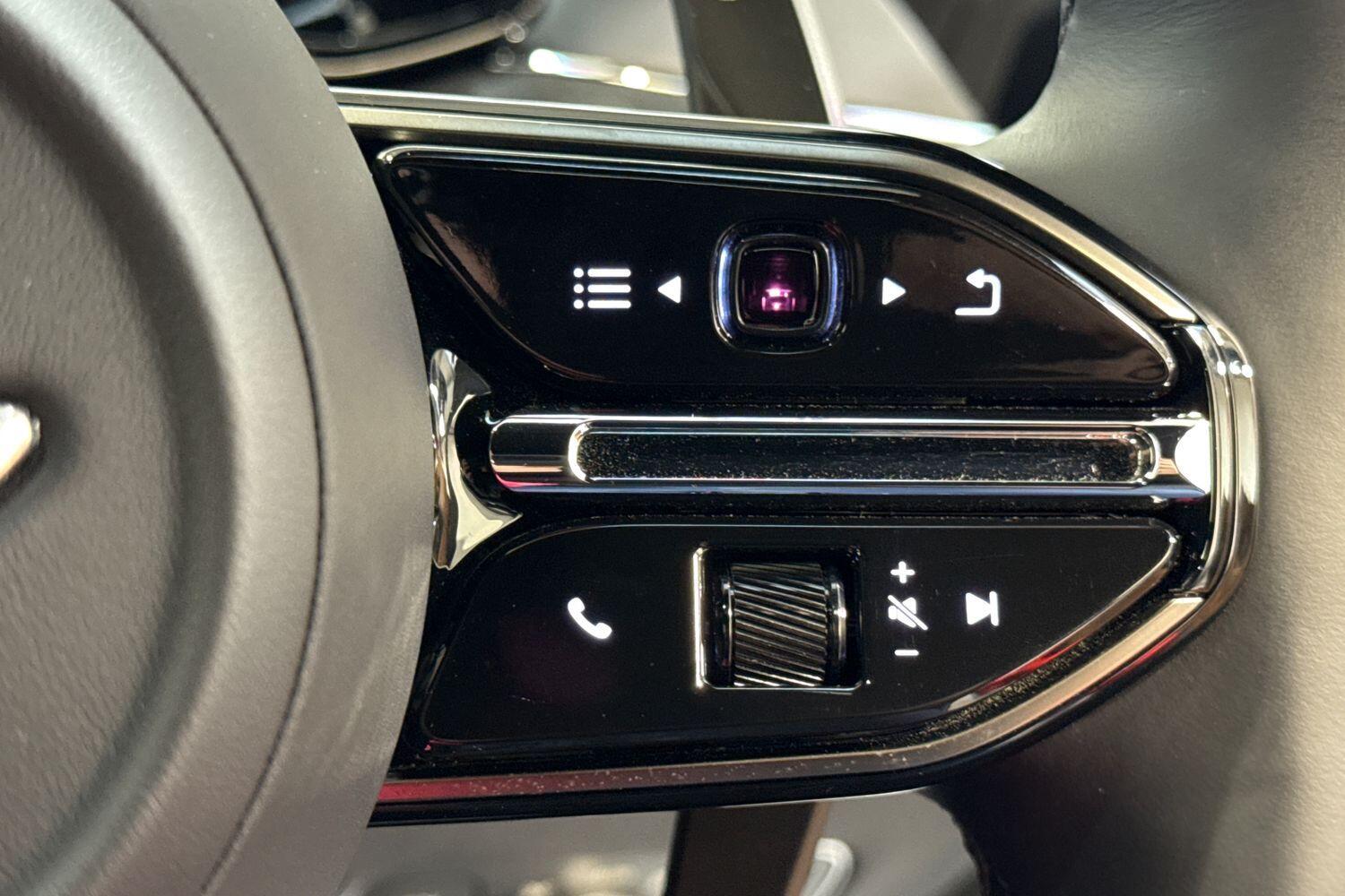 Used Aston Martin Vantage 2025 for sale - 77190955: Photo 39