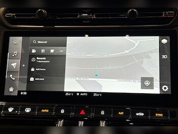 Used Aston Martin Vantage 2025 for sale - 77190955: Photo