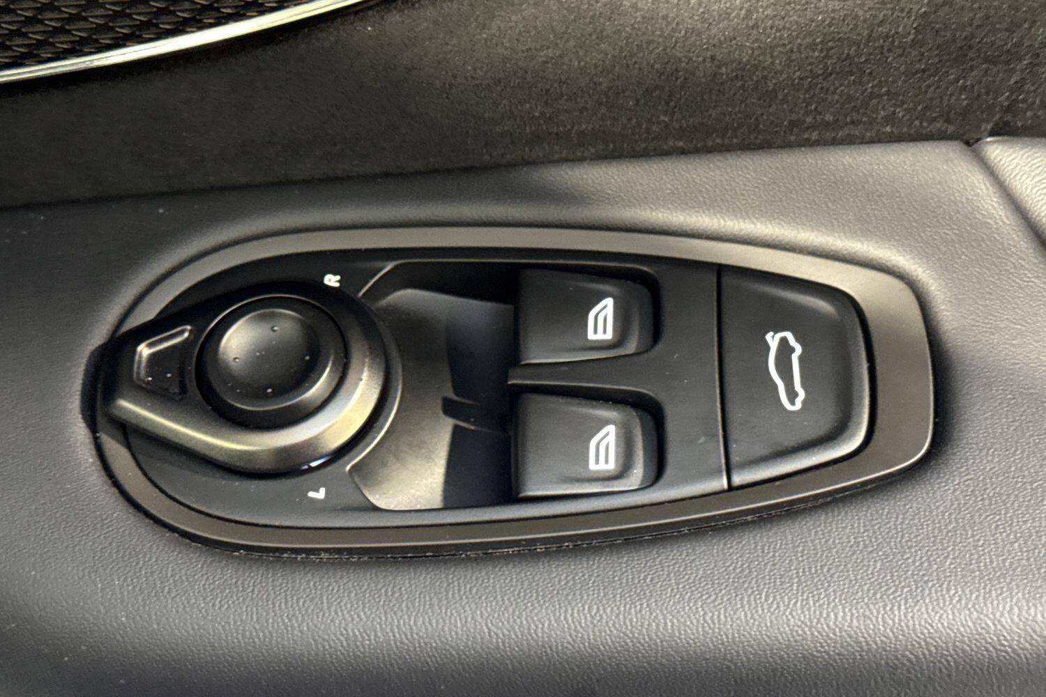 Used Aston Martin Vantage 2025 for sale - 77190955: Photo 59