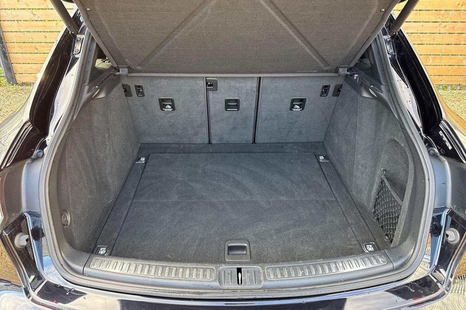 Used Porsche Macan 2022 for sale - 76689374: Photo 16