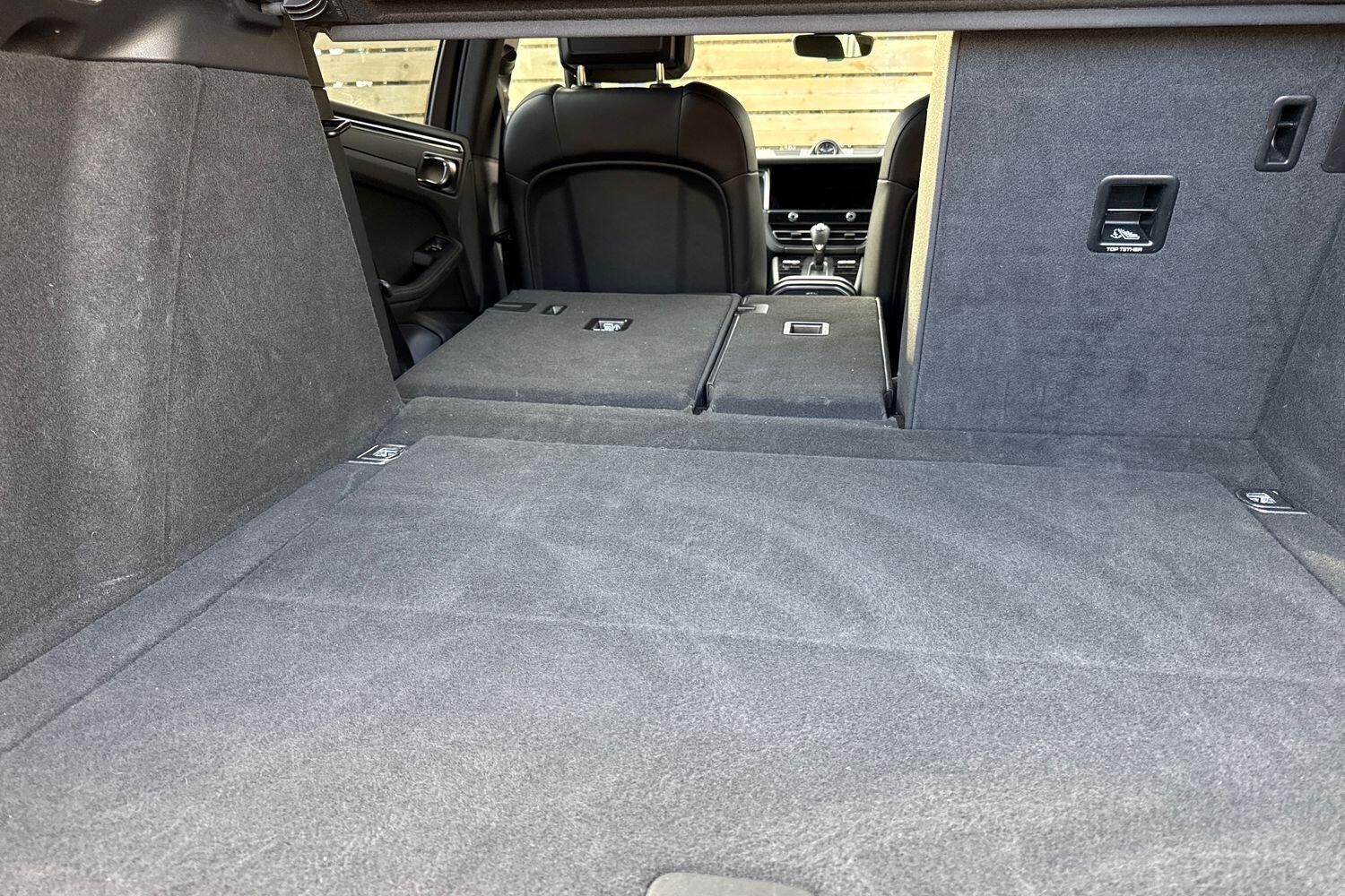 Used Porsche Macan 2022 for sale - 76689374: Photo 18