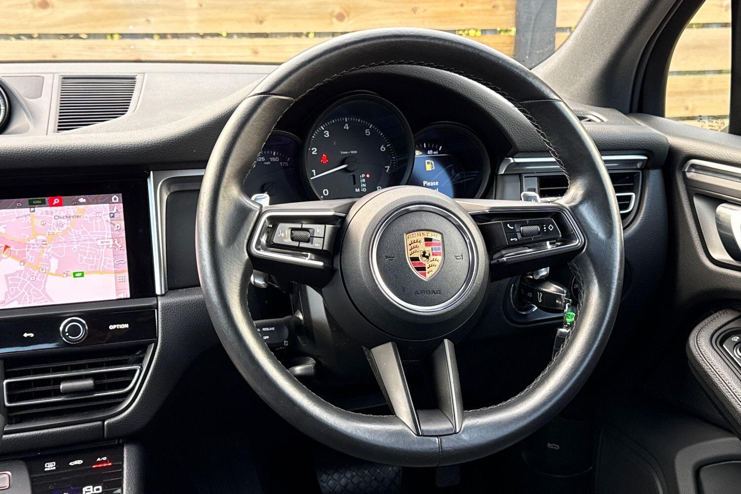 Used Porsche Macan 2022 for sale - 76689374: Photo 32