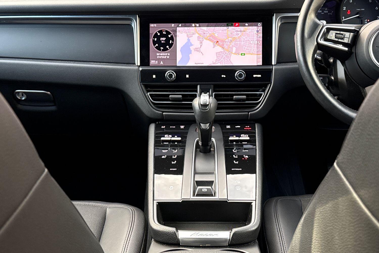 Used Porsche Macan 2022 for sale - 76689374: Photo 33