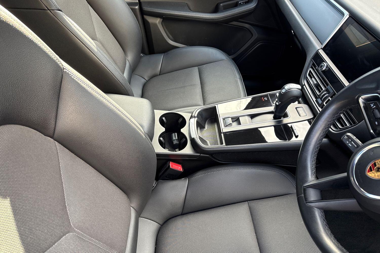 Used Porsche Macan 2022 for sale - 76689374: Photo 40