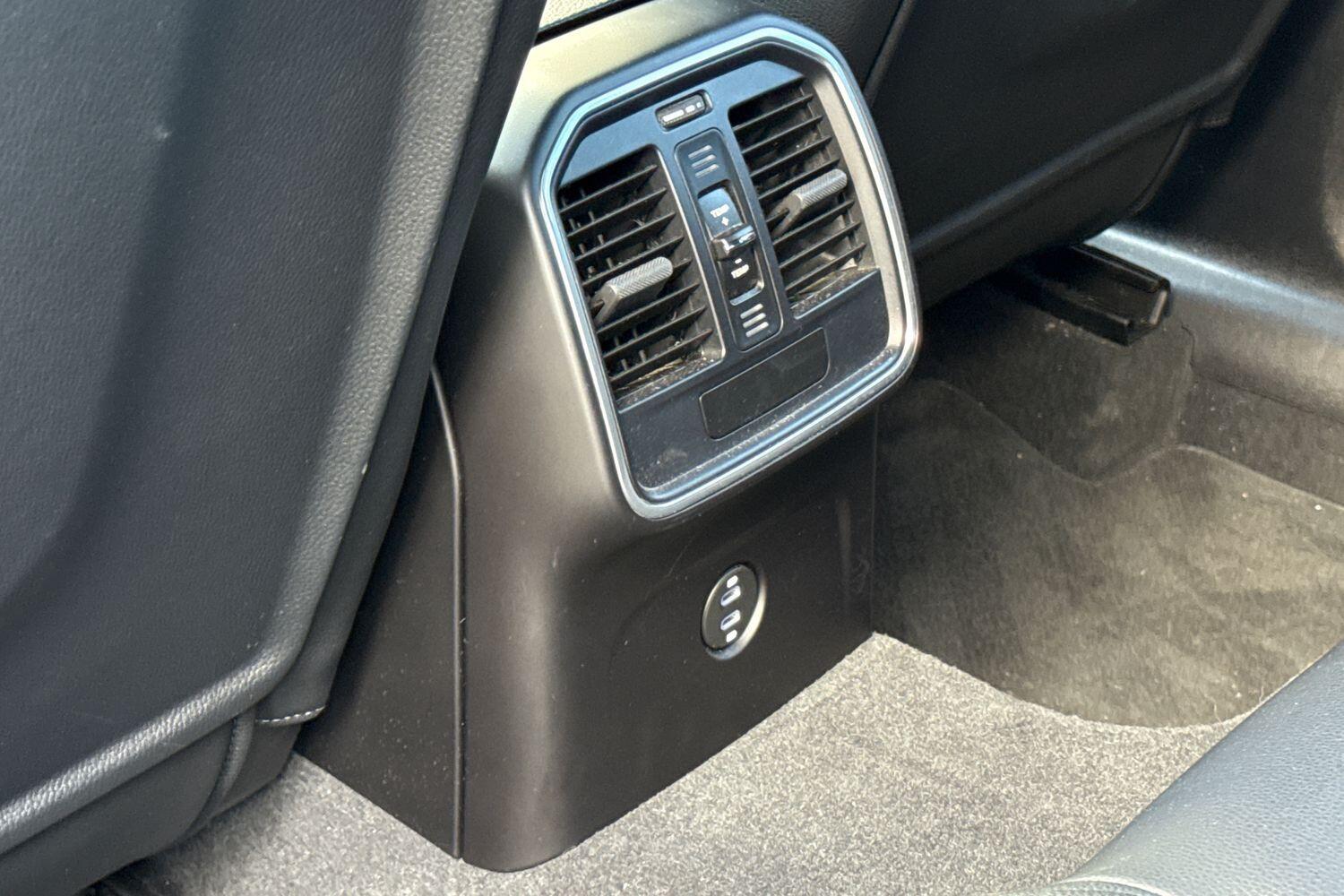 Used Porsche Macan 2022 for sale - 76689374: Photo 49