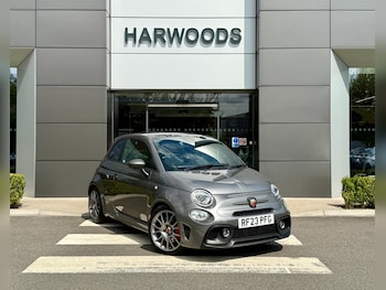 Used Abarth 695 2023 for sale - 75697289: Photo
