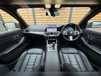 Used BMW 3 Series 2021 for sale - 76042874: Photo