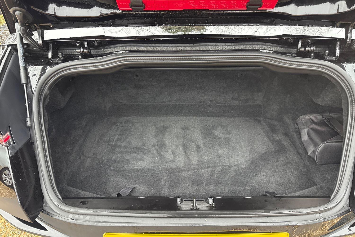 Used Aston Martin DB11 2021 for sale - 77175352: Photo 21