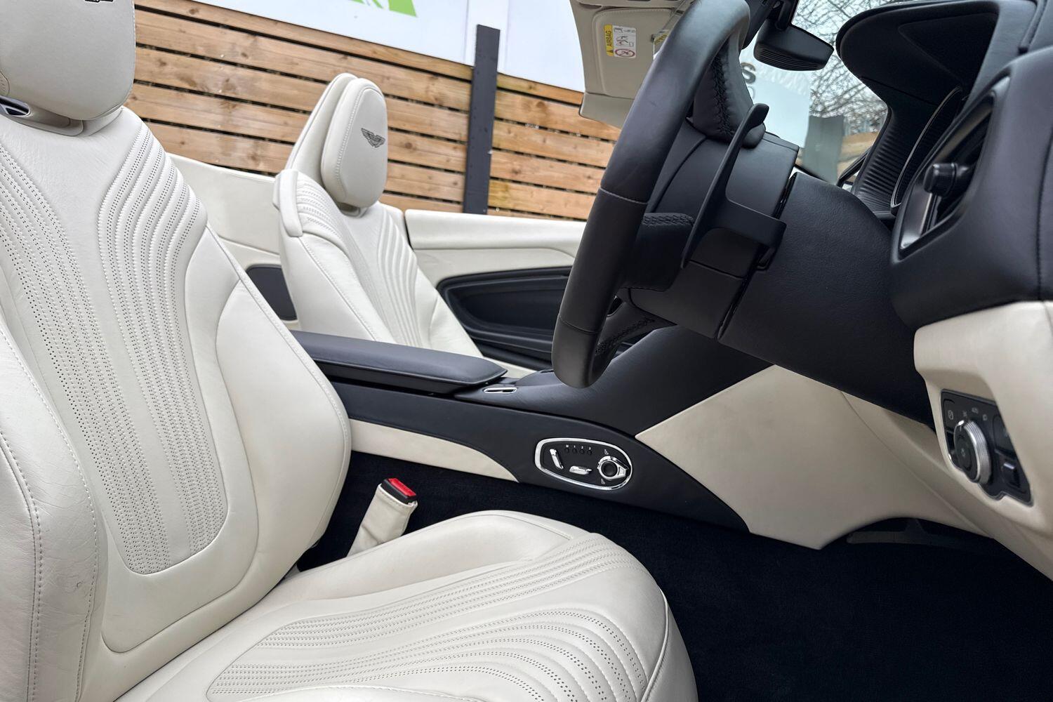 Used Aston Martin DB11 2021 for sale - 77175352: Photo 27