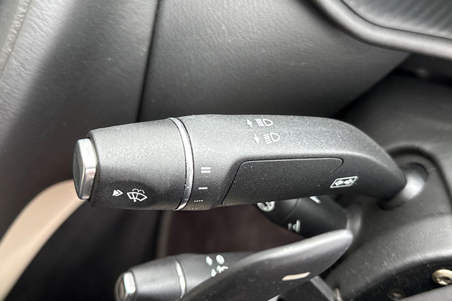 Used Aston Martin DB11 2021 for sale - 77175352: Photo 61