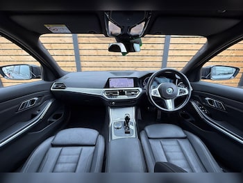 Used BMW 3 Series 2022 for sale - 76042971: Photo