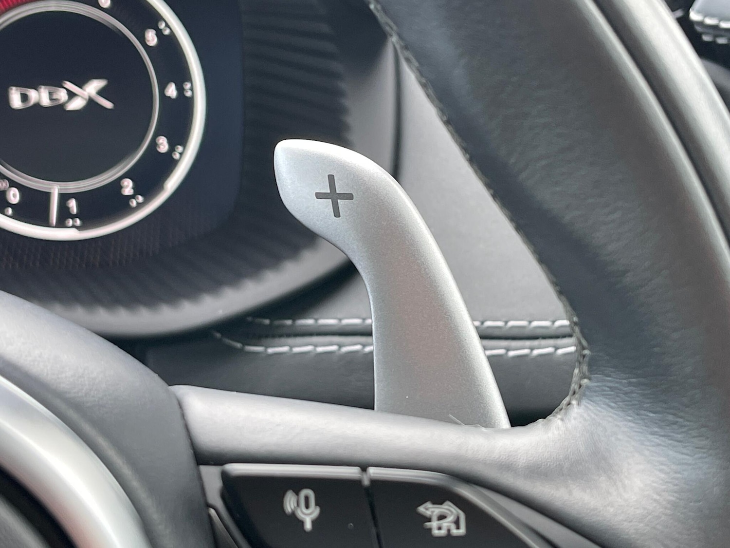Used Aston Martin DBX 2023 for sale - 77155749: Photo 33