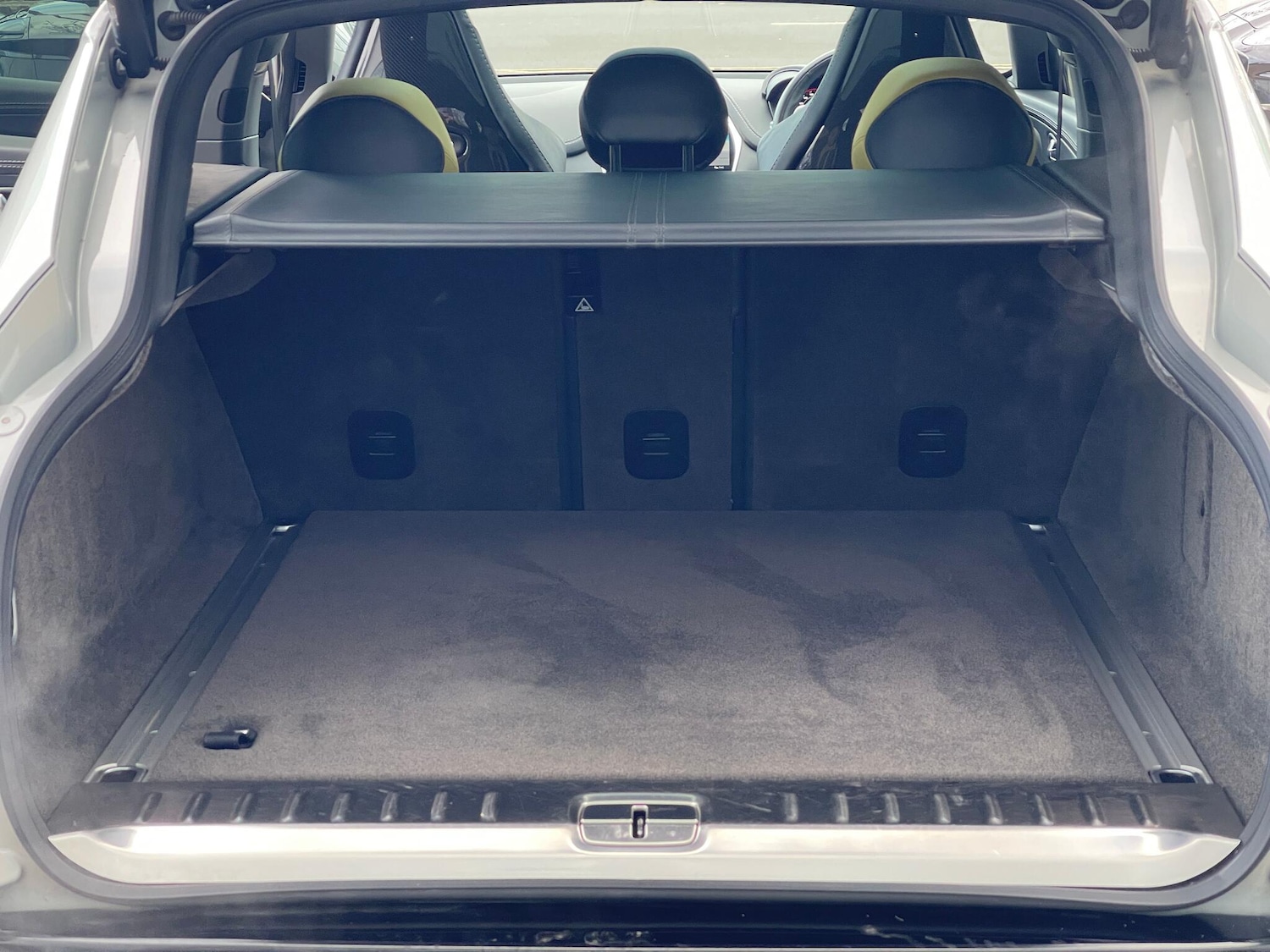 Used Aston Martin DBX 2023 for sale - 77155749: Photo 49