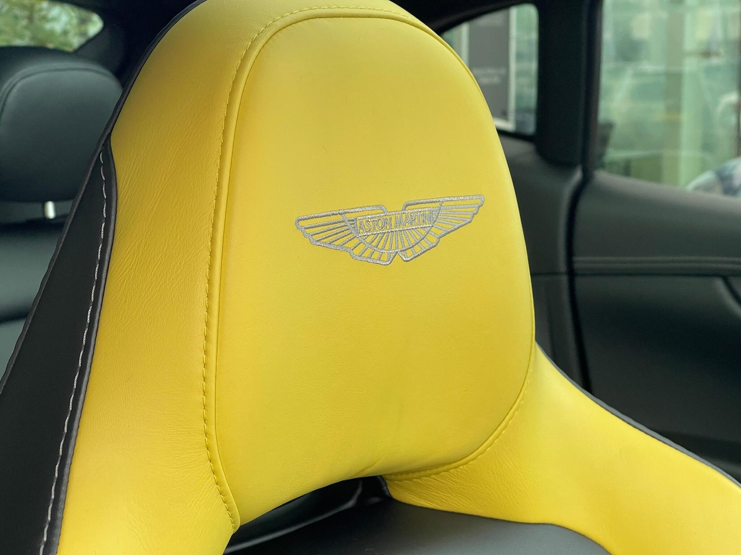 Used Aston Martin DBX 2023 for sale - 77155749: Photo 5