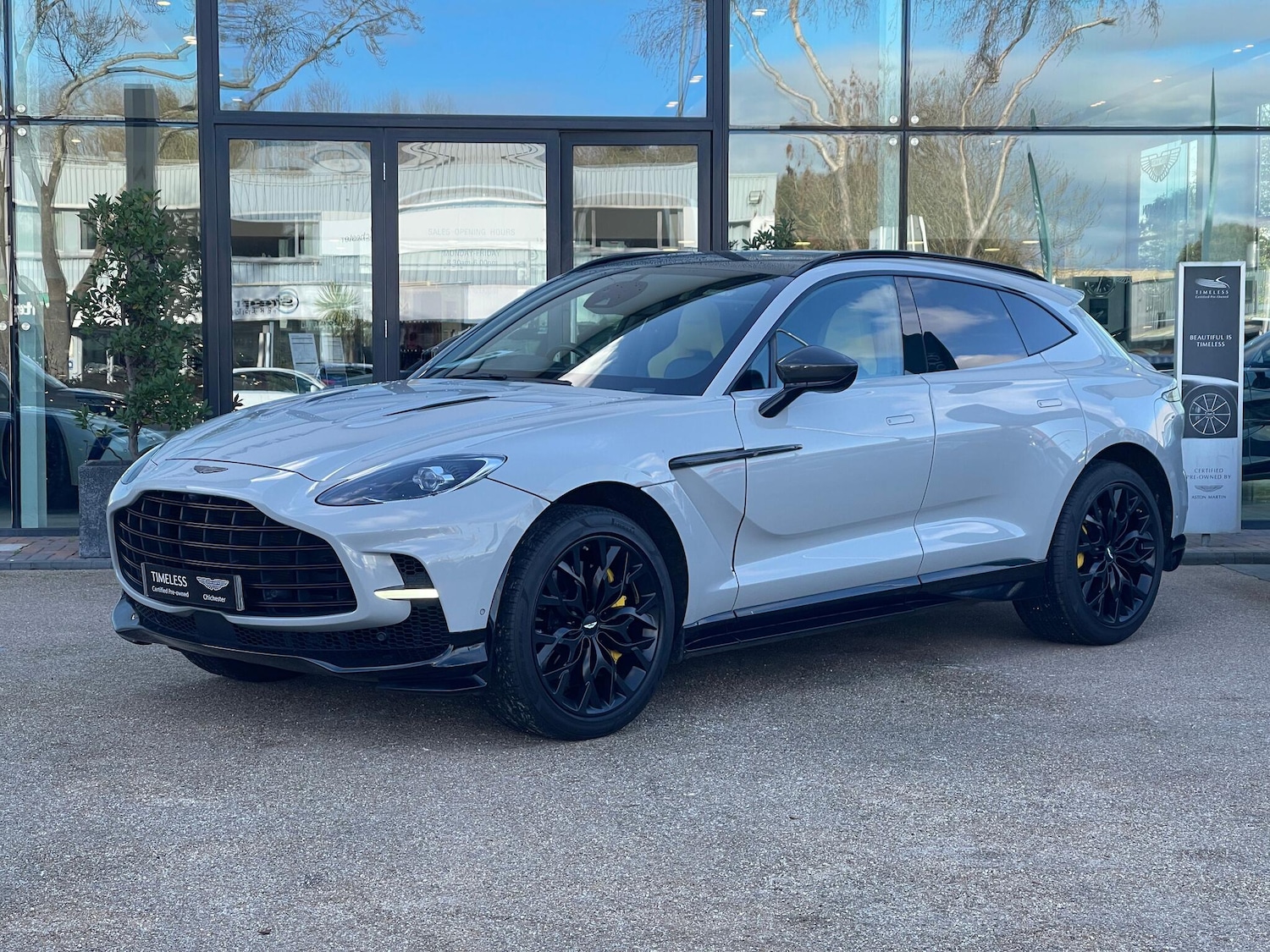 Used Aston Martin DBX 2023 for sale - 77155749: Photo 50