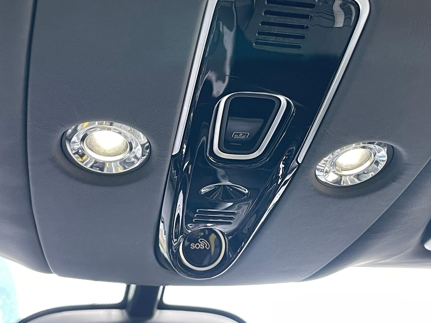 Used Aston Martin DBX 2023 for sale - 77155749: Photo 62