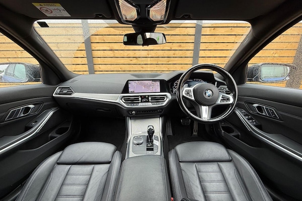 Used BMW 3 Series 2021 for sale - 75140171: Photo 32
