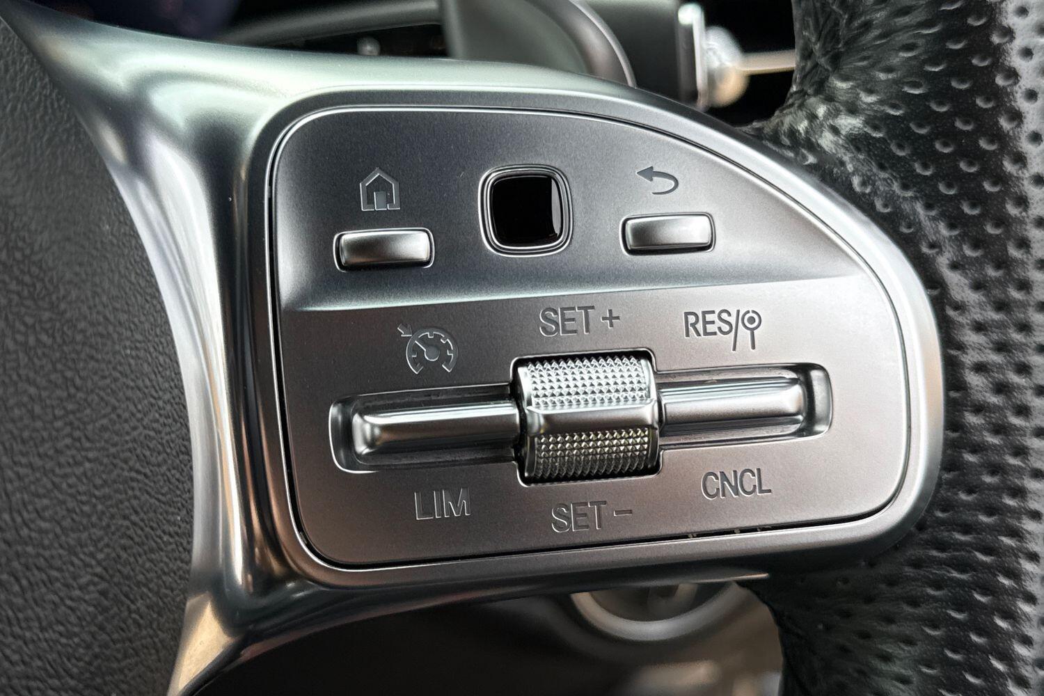 Used Mercedes-Benz C Class 2020 for sale - 76965477: Photo 39