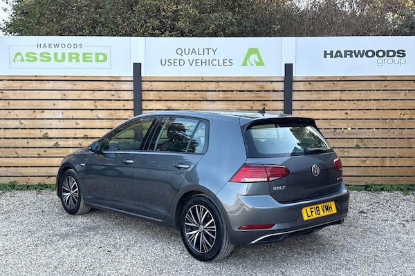 Used Volkswagen Golf 2018 for sale - 76136152: Photo 10
