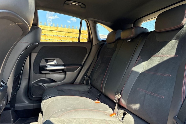 Used Mercedes-Benz GLA 2023 for sale - 75214863: Photo 30