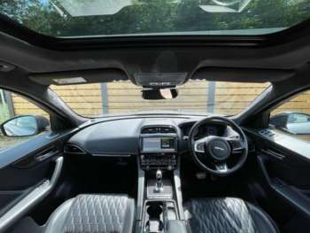 Used Jaguar F-Pace 2019 for sale - 75139370: Photo