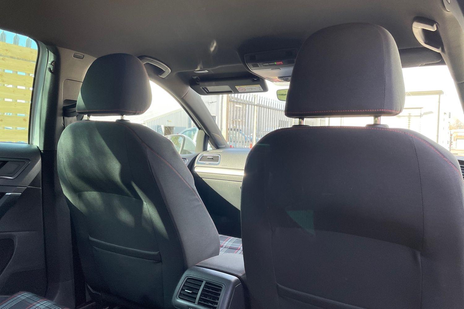 Used Volkswagen Golf 2020 for sale - 76538710: Photo 24