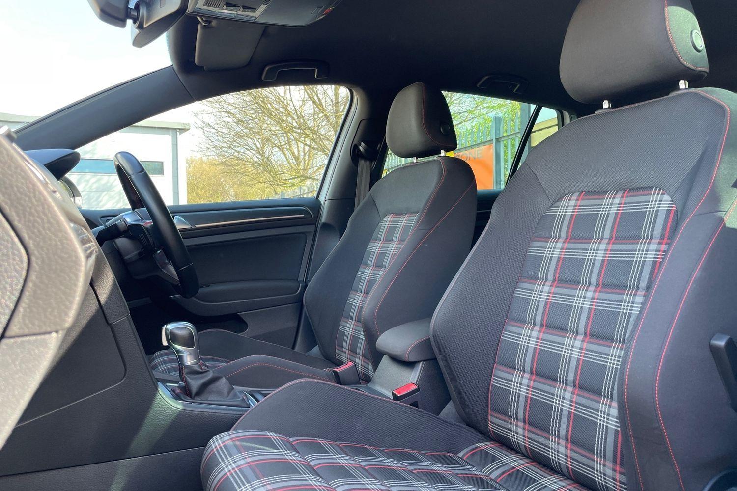 Used Volkswagen Golf 2020 for sale - 76538710: Photo 29