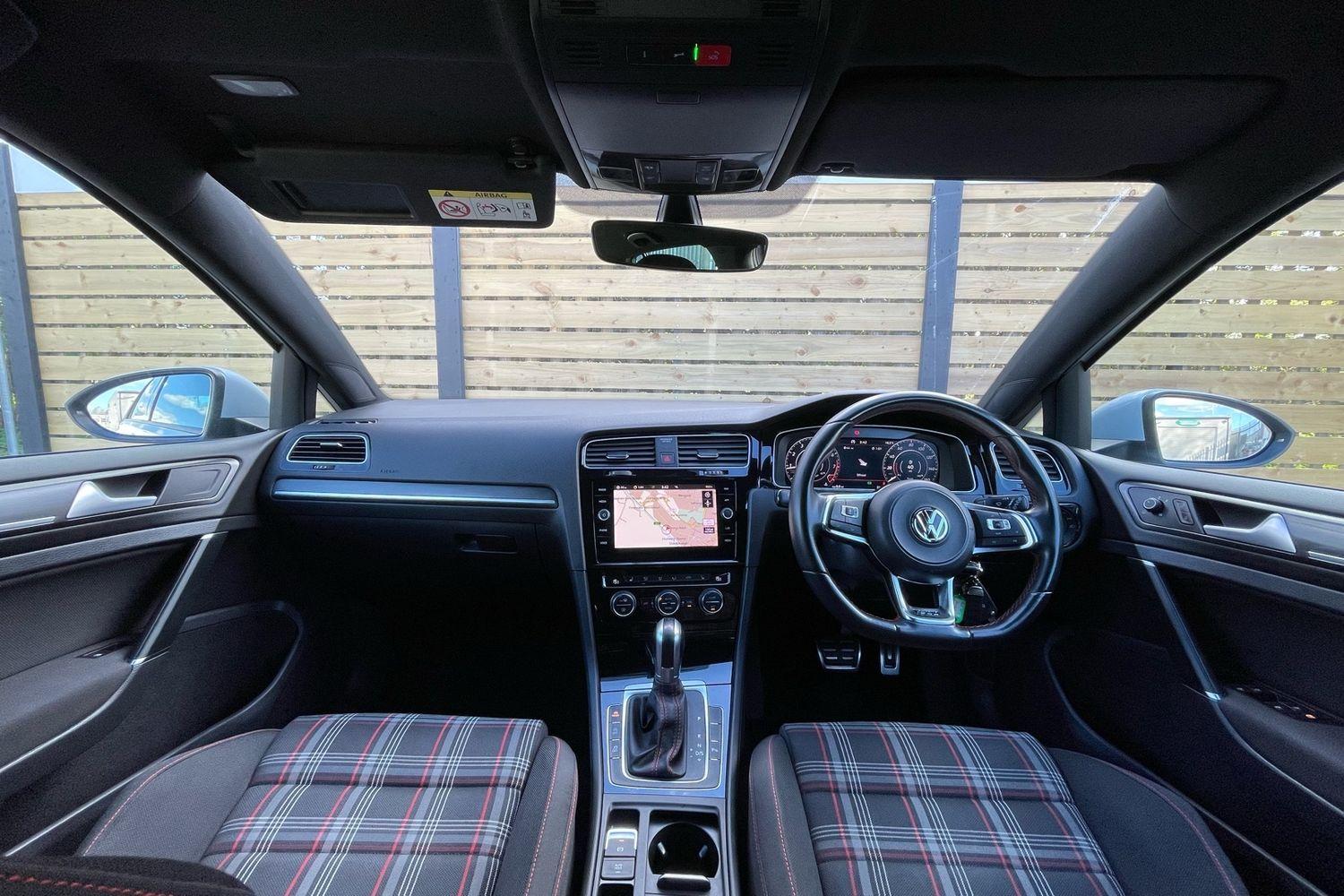 Used Volkswagen Golf 2020 for sale - 76538710: Photo 3