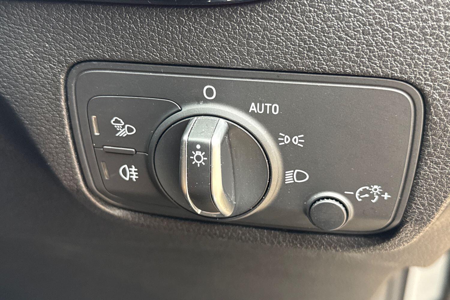 Used Audi Q2 2020 for sale - 76282971: Photo 46