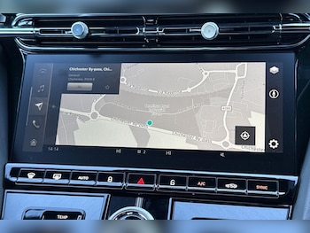 Used Aston Martin V8 2025 for sale - 77120055: Photo