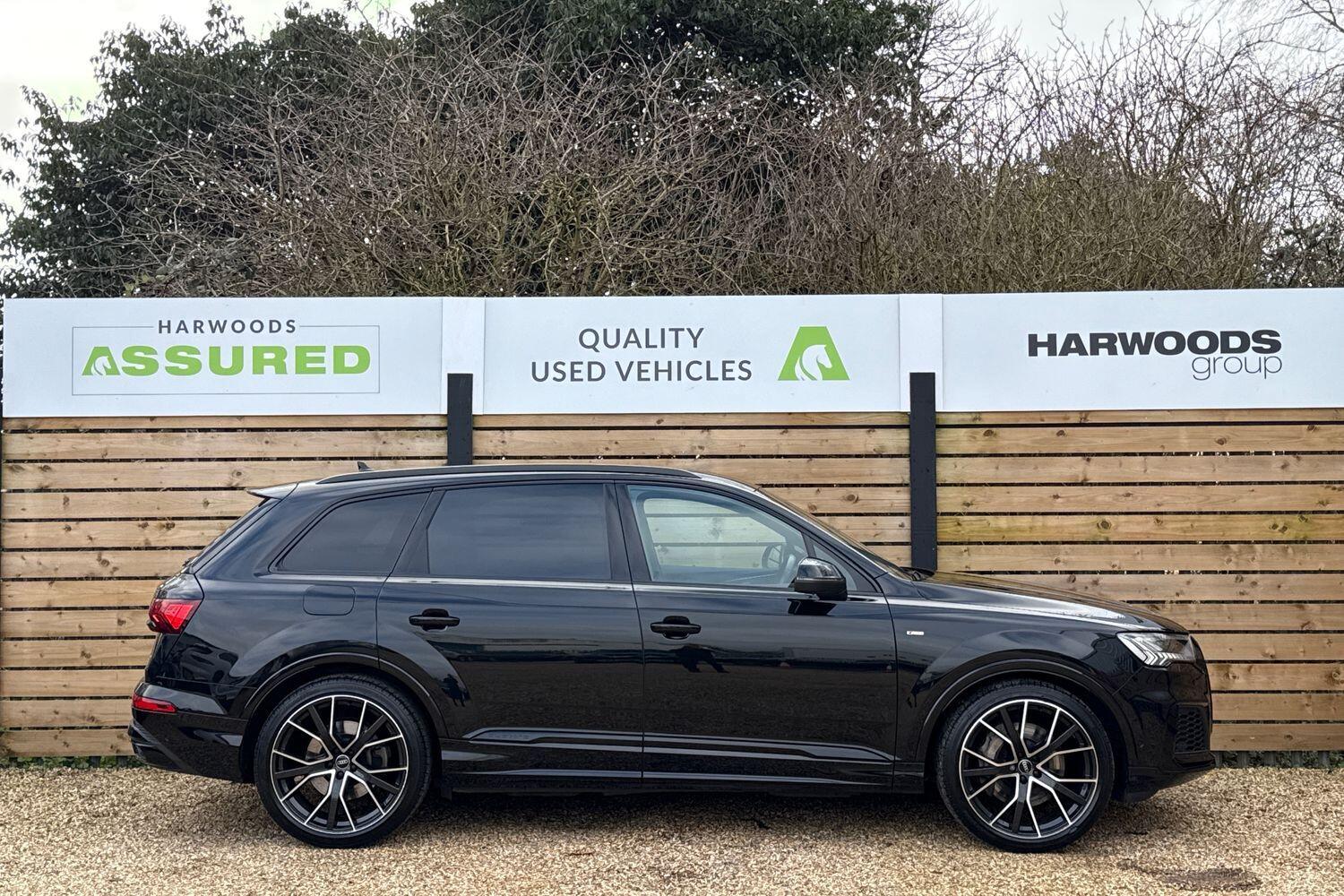 Used Audi Q7 2023 for sale - 77574740: Photo 2