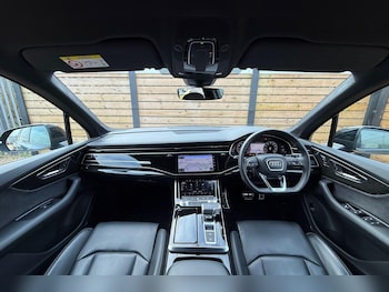 Used Audi Q7 2023 for sale - 77574740: Photo